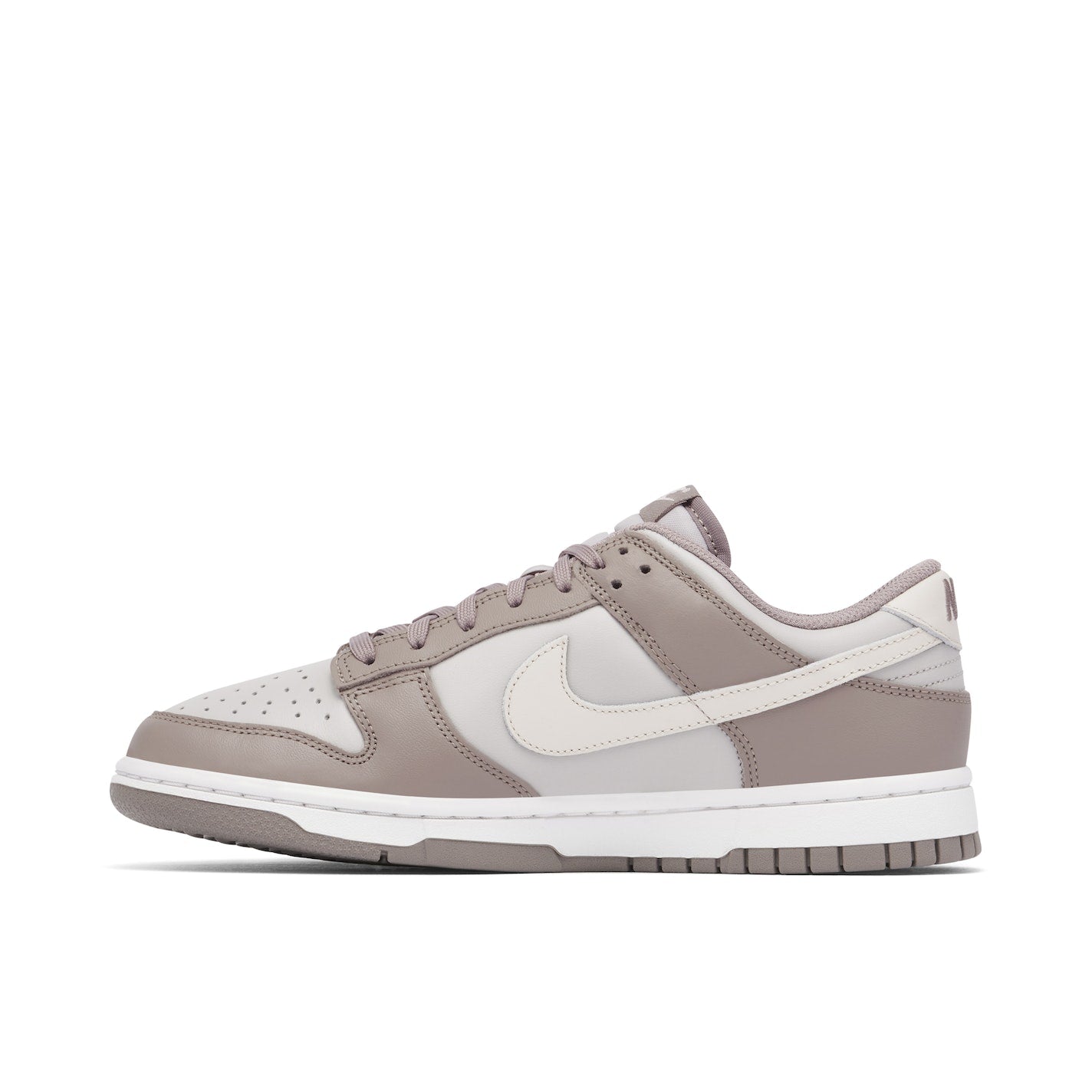 Nike Dunk Low Bone Tan (W)